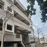 iROOMZ Pranathi Comforts