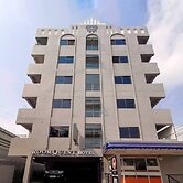 RoomQuest Bangkok Ratchada