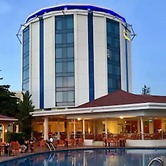 Pegasus Hotel By the Waterfront