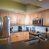 2br Grand Suite Solitude- Next To Moonshine Trail 2 Bedroom Condo