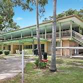 Orchid Beach Apartments