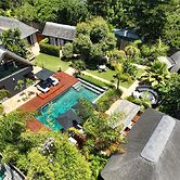 Garden Retreat - Adults Only