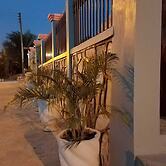 Bright Hotel & Suites