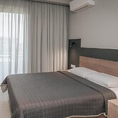 Elizabeth Queen Luxury Rooms