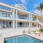 Magnificent Harbour View Villa in Orakei