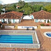 Hotel Campestre Santuario