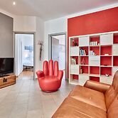 Vanchiglietta Colourful Apartment