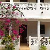 Dudu Villas n Cottages