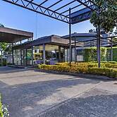 Melbourne Kew Central Apartment Hotel