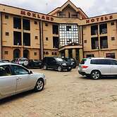 Mokland Hotel and Suites