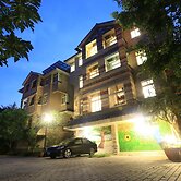 Downshifted House