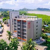 West Plaza Hotel at Lebuu Street