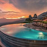 Dream Cliff Mountain Resort