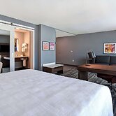 Hampton Inn & Suites Las Vegas Convention Center - No Resort Fee