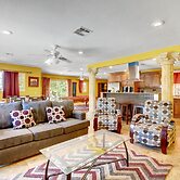 Las Vegas Elegance! Pool Table & Sparkling Pool! 3 Bedroom Home by Red