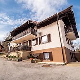 Farm Stay Zagar