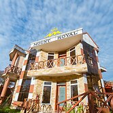 Mount Royal Villa Hotel