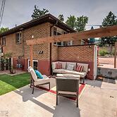 2BR Comfy Condo & Cute Patio Broadmoor Area