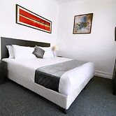 Commercial Hay Hotel