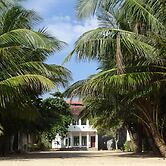 Moragalla Beach Home Guesthouse (Newly opened hotel)