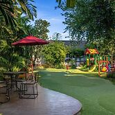 Mira Residence and Resort