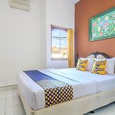 OYO 1927 Hotel Candra Adigraha