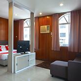 OYO 89577 Kristal Hotel