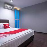 Hotel O Taj (seksyen 13)
