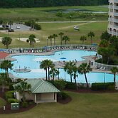 Yacht Club S #1-204 4 Bedroom Condo by RedAwning