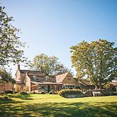 The Feathered Nest Country Inn