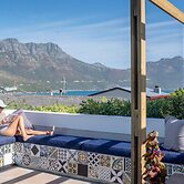 Hout & About Guest House