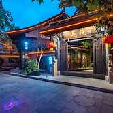 Floral Hotel The Upper House Pingle