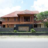 RedDoorz Plus near Haluoleo University