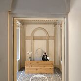 Opera 35 Boutique Hotel