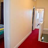 Comfortable 3 Bedroom Apartment In Trendy Haberfield