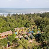 Hoi An SeaBreeze Village Resort