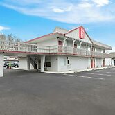 Red Roof Inn Radcliff - Fort Knox