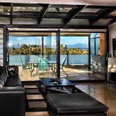 City & Sea Two Floor Flat with View Next to Metro