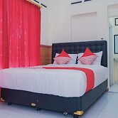 OYO 1190 Griya Soeratin Residence Syariah