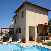 Villa Patriko Lux villa with pool next to Balos