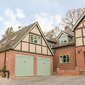 Ragleth Place Lodge