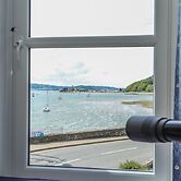 Gadlys House - Waters Edge