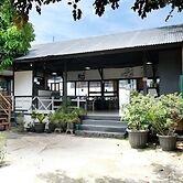 OYO 1853 Guest House D'makmoer