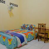 SPOT ON 1976 Hamana Beach Inn