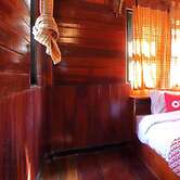 OYO 476 Ban Rimnam Resort