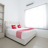 Capital O 1888 Griya RW Family Guest House