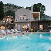 Avdou Retreat Collection