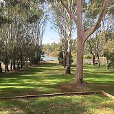 Water's Edge Bundalong