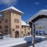 Sust lodge