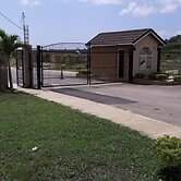 Eight 890 Ninety Loft